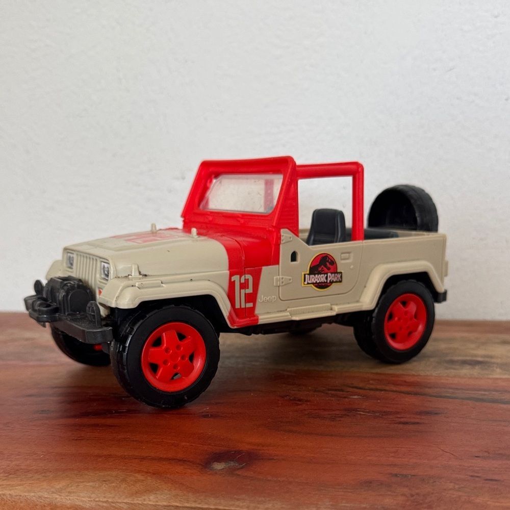 Jurassic World Legacy Collection Jeep Wrangler Toy Truck JP12 Mattel 2020 Loose